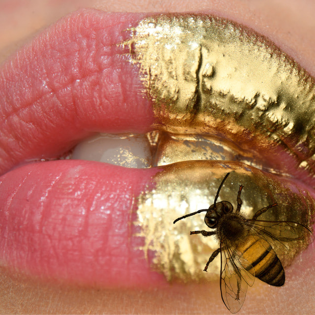 Медовые губы — красивый макияж губ, нужны только тени и блеск