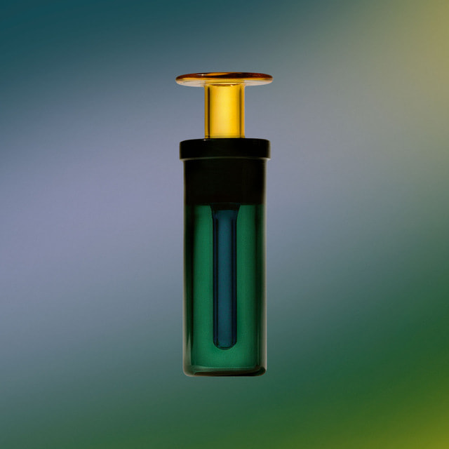Бьюти-новинки недели: парфюм с собственным саундтреком и ластик для бритья